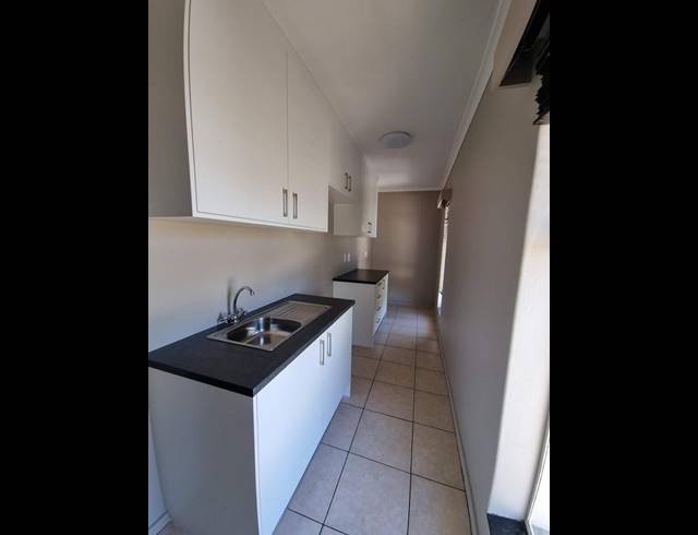 1 BEDROOM PROPERTY TO RENT IN ELIM